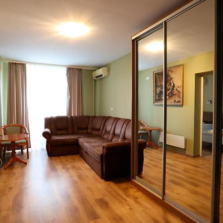 Park Rost Club Hotell Zadonets'ke Exteriör bild