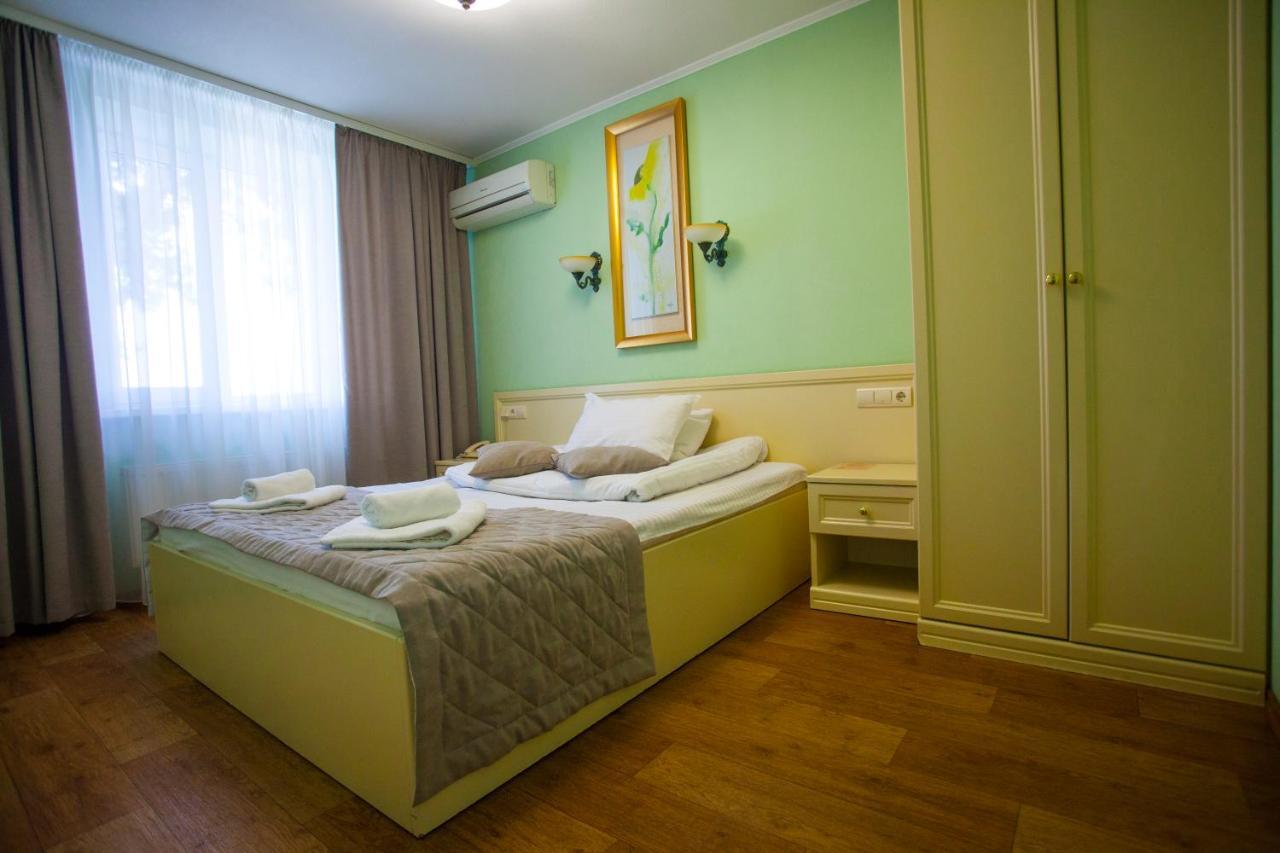 Park Rost Club Hotell Zadonets'ke Exteriör bild